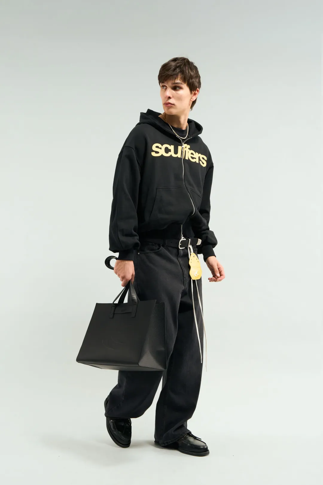 Outlet Scuffers Essential Black Zipper
