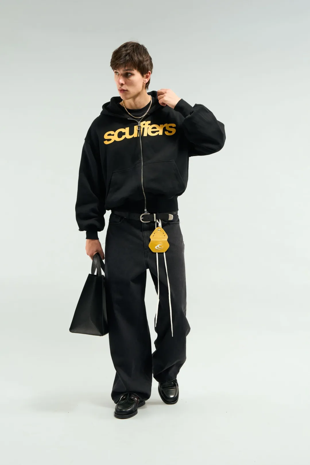 Outlet Scuffers Essential Black Zipper
